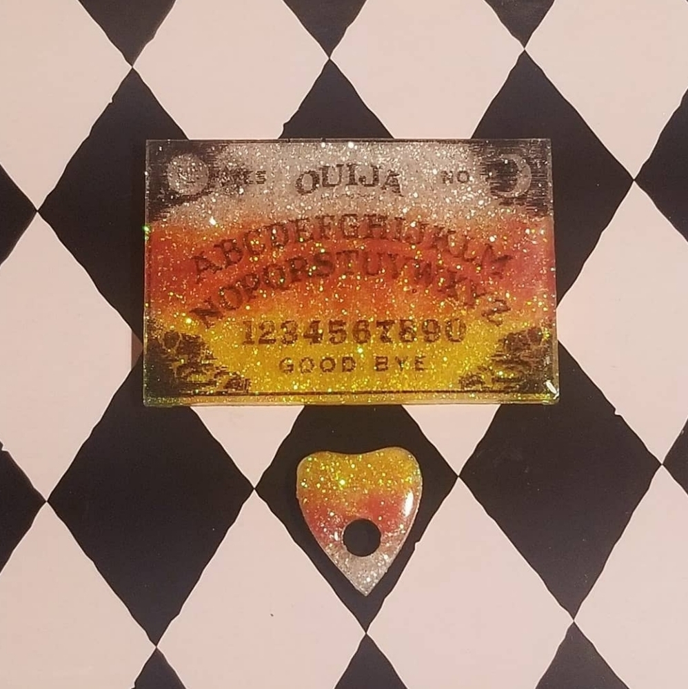 Mini Doll Goth Kawaii Ouija Board game